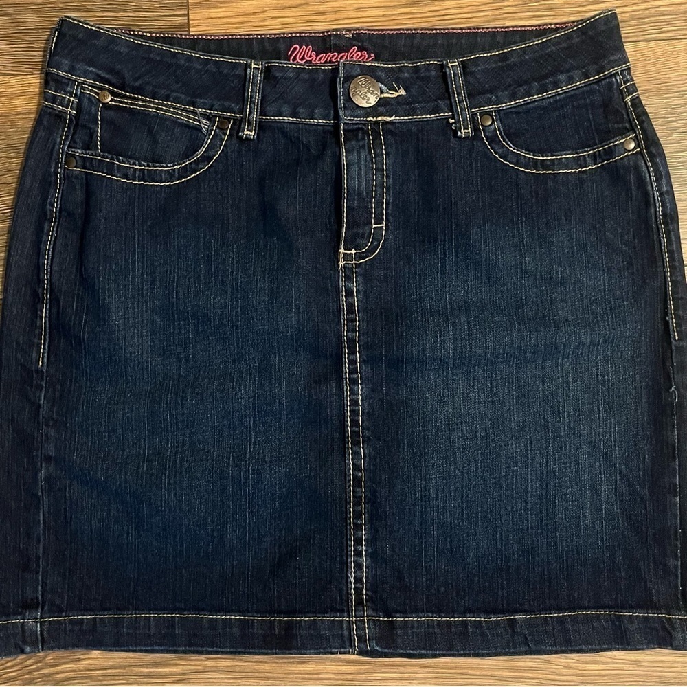 Wrangler Denim Pink Label Blue Jean women’s/juniors western Skirt, Size 13